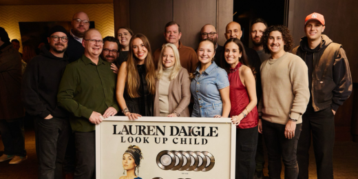 TBTW HUBSPOT STORY TEMPLATE- Resize this to 260 x  230-52-1