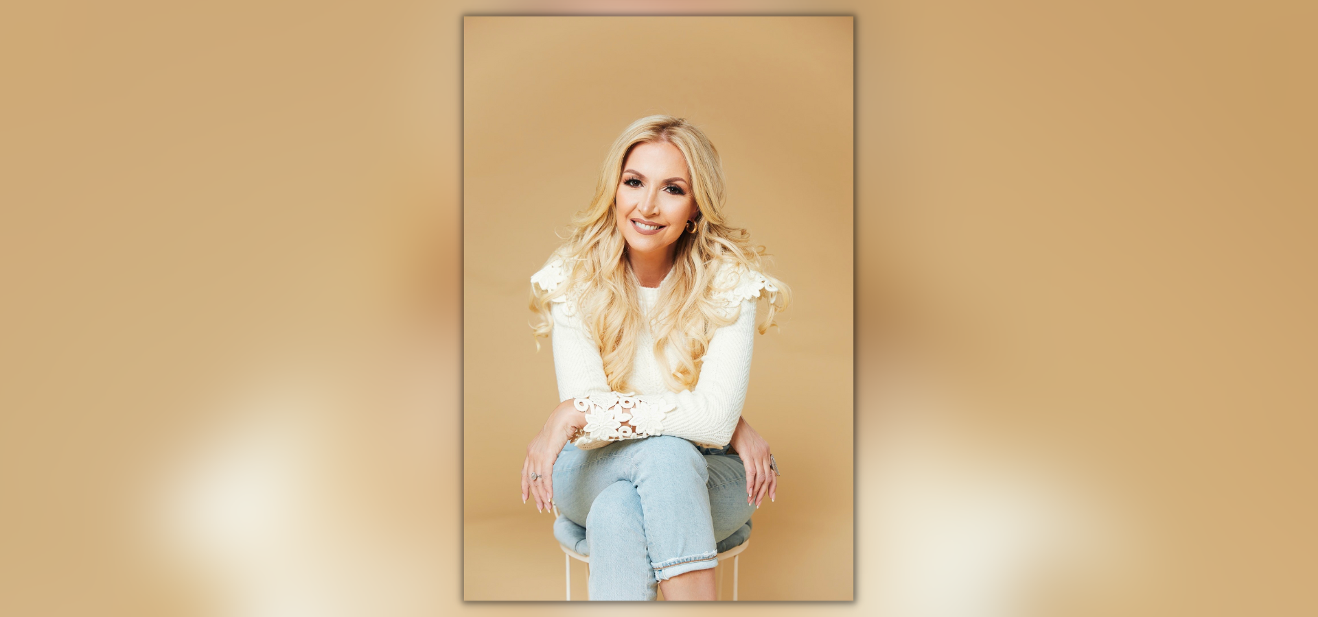 Martha Munizzi Releases New Book