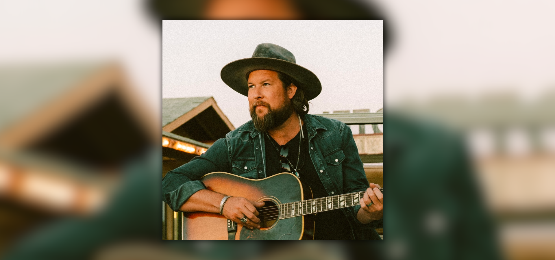 Zach Williams Announces Christmas Tour