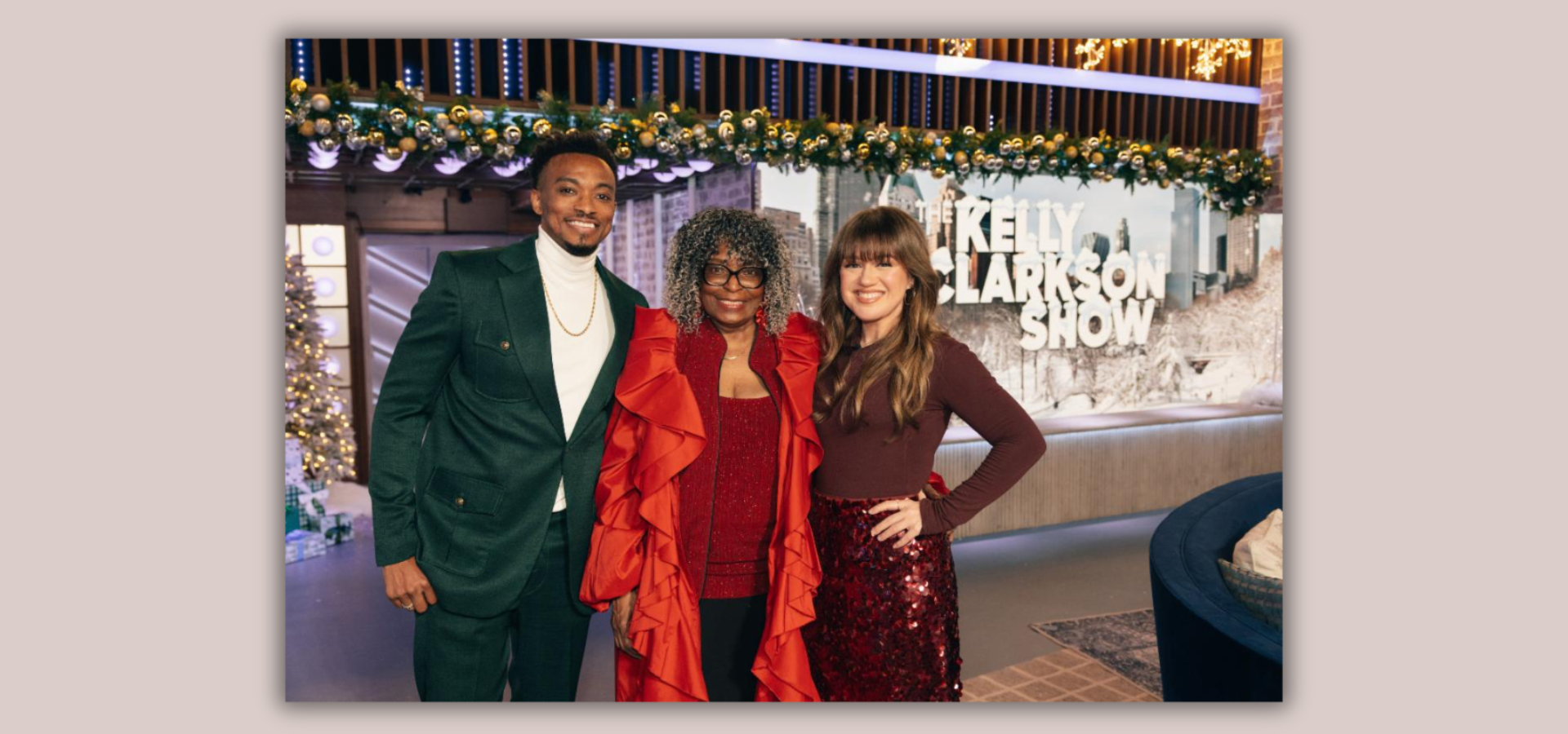 Jonathan McReynolds Performs On The Kelly Clarkson Show