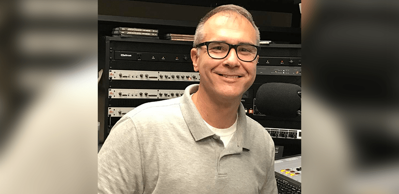 Singing News Golden Mic Awarded to The LifeFM Radio Network’s Rodney Baucom