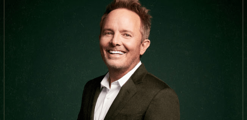 Chris Tomlin Releases “Miracle Of Love: Christmas Songs of Worship” TODAY!