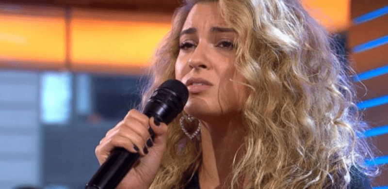 Tori Kelly Performs On “Good Morning America” and “The Late Late Show”
