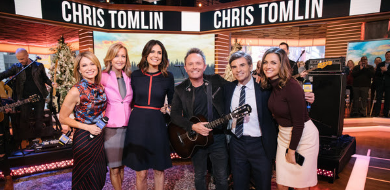 Chris Tomlin Wraps 2018 Christmas Tour; Concludes Record-Breaking Year with Performance on GMA