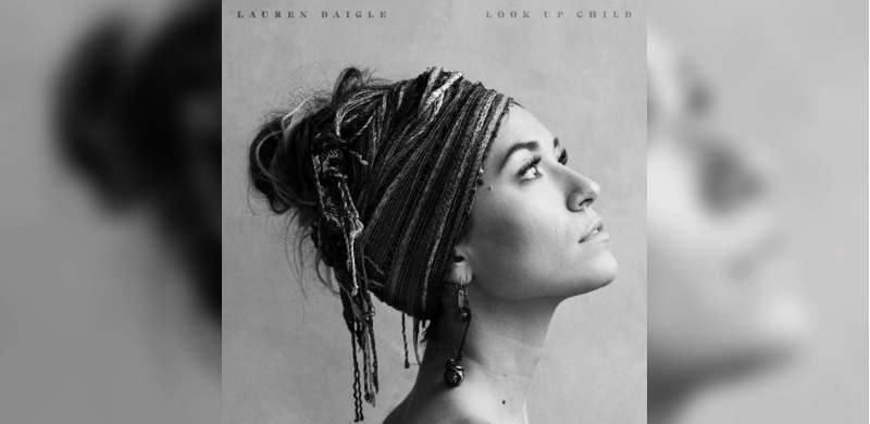 Lauren Daigle Debuts at #3 on Billboard Top 200