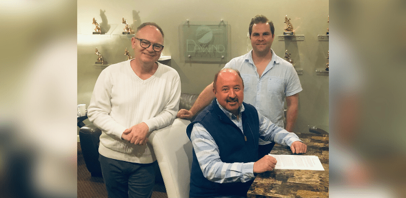 John Darin Rowsey Re-Signs with Daywind Music Publishing