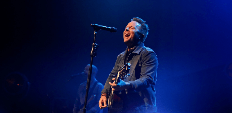 Chris Tomlin Wraps “Tomlin UNITED Tour”; Sets Attend. Record at Banc of Ca. Stadium; Named Polltar Top 10 Worldwide Tour