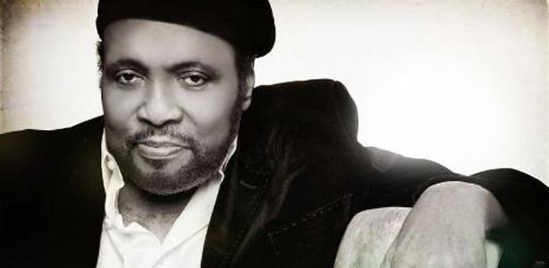 NEWS: Andraé Crouch Dead at 72