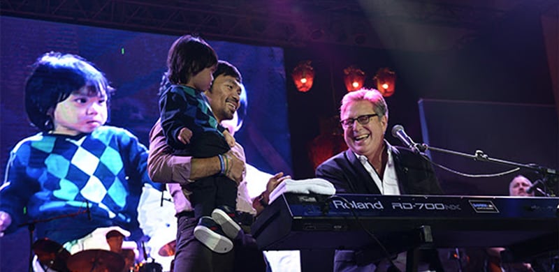 NEWS: Don Moen Helps Manny Pacquiao Celebrate Birthday In The Philippines